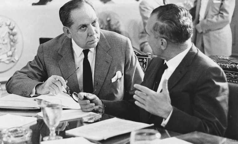 La Nación Fingida, por Arturo Uslar Pietri