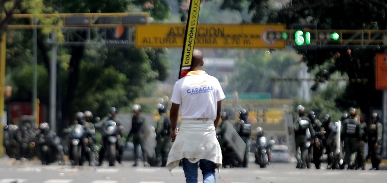 La calle lo tiene loco, por Alexis Aponte