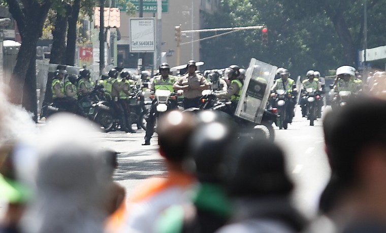 #CiudadALápiz: La Ciudad de la Ira, por Antonio Ecarri Angola